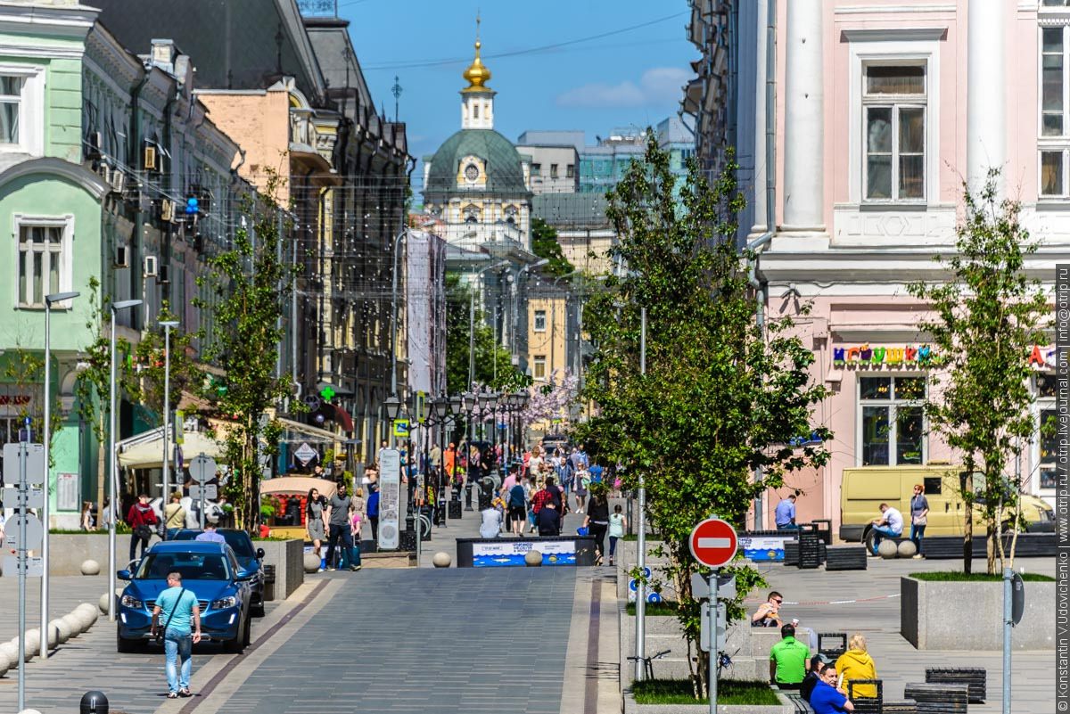 Автобусная прогулка по Москве (2018.05.06) img2246s.jpg