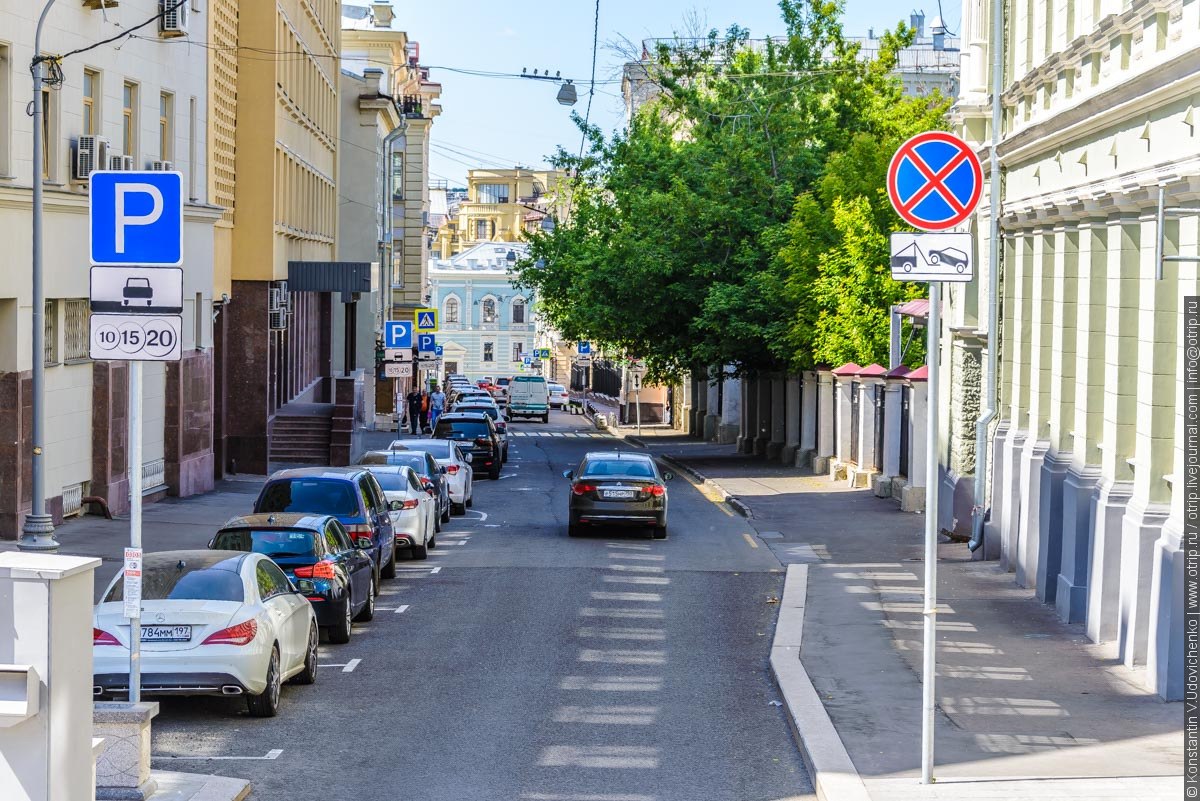 Автобусная прогулка по Москве (2018.05.06) img2267s.jpg