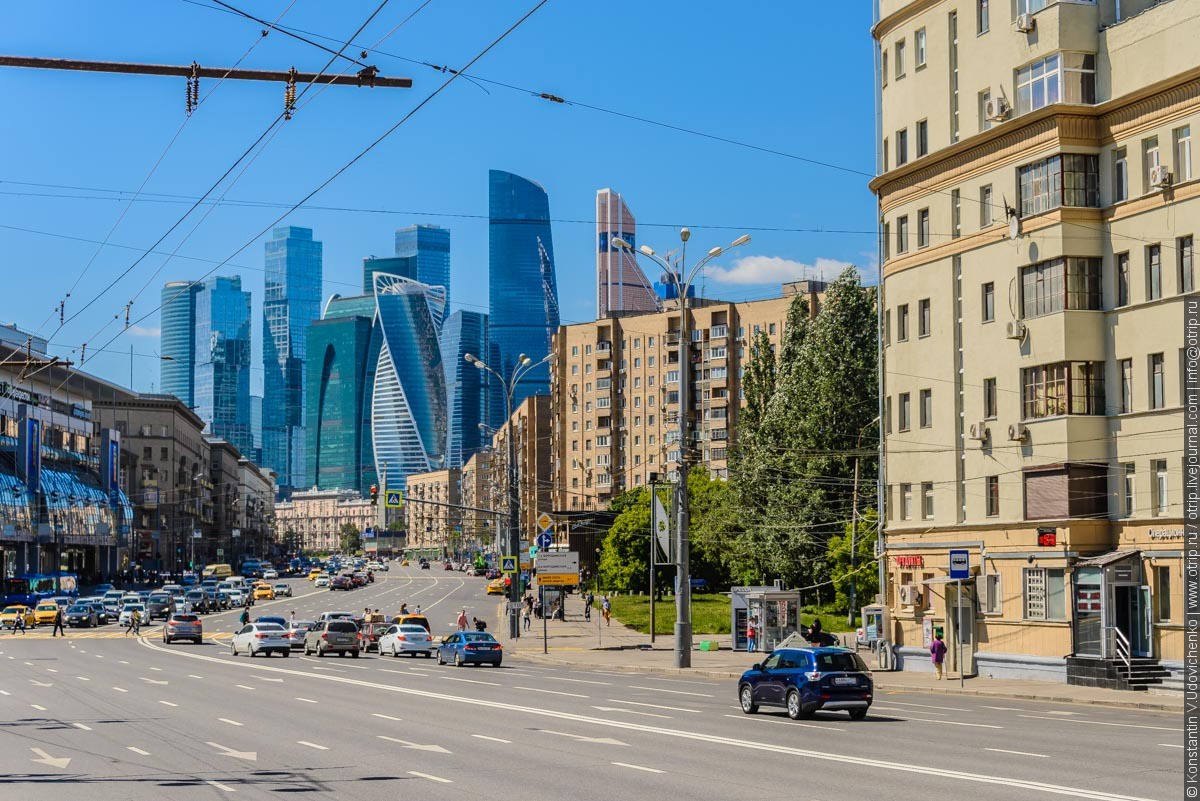 Автобусная прогулка по Москве (2018.05.06) img2445s.jpg