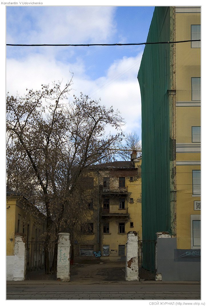 Москва, ч.2 Авиамоторная-Курская (19.04.2009) 8166s_2.jpg
