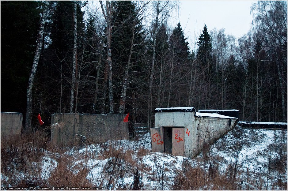 Заброшенная ВЧ (10.12.2011) 7799s_2.jpg
