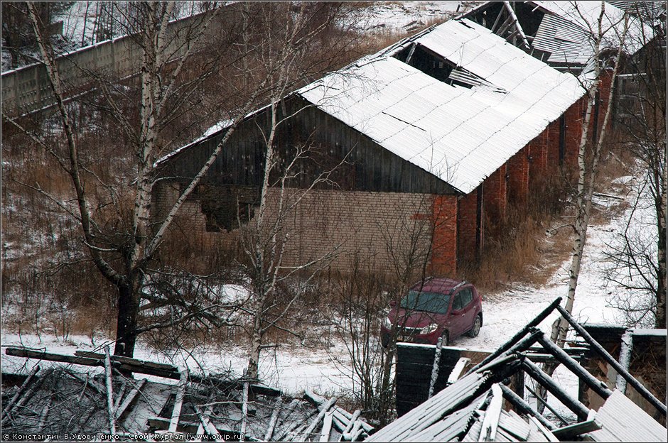 Заброшенная ВЧ (10.12.2011) 8231s_2.jpg