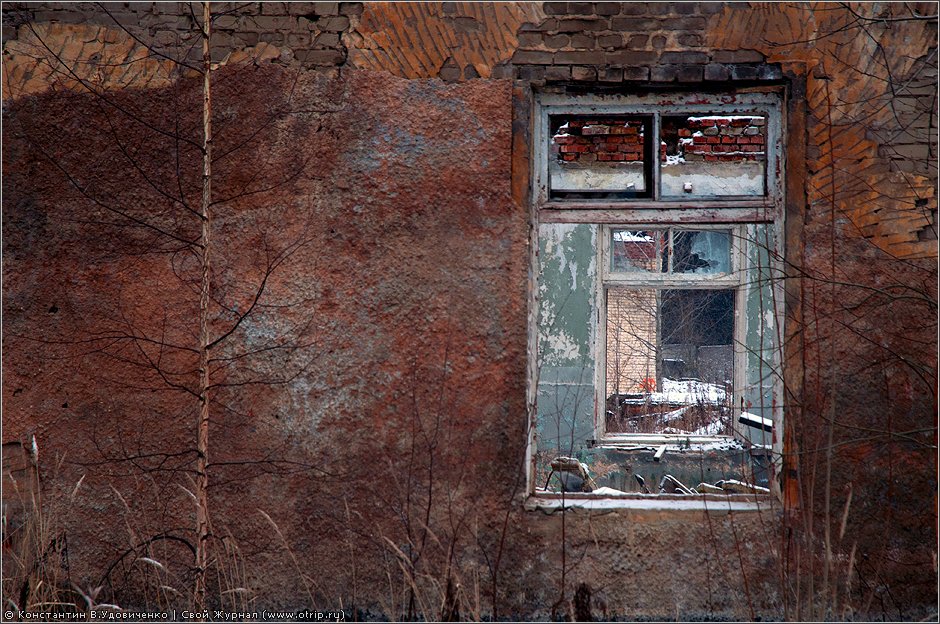 Заброшенная ВЧ (10.12.2011) 8277s_2.jpg