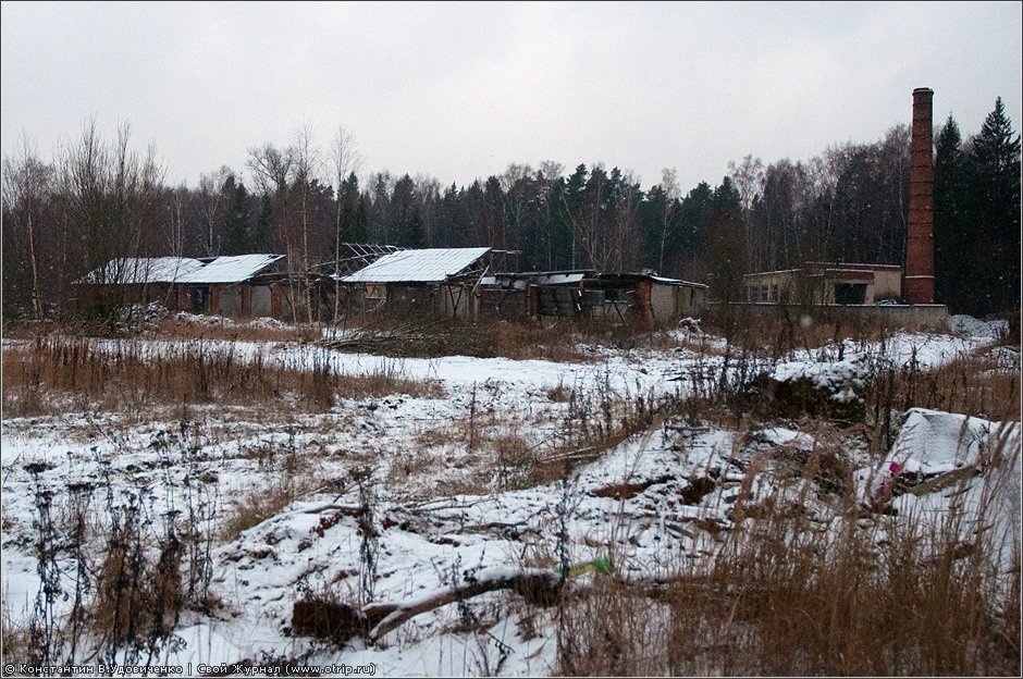 Заброшенная ВЧ (10.12.2011) 8521s_2.jpg
