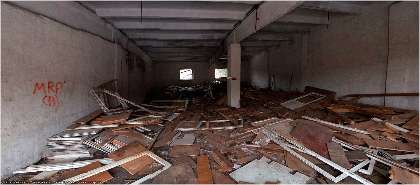 Заброшенная ВЧ (10.12.2011) pano_8488-8497-10s_2.jpg